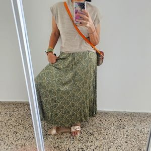 ZARA SKIRT, SIZE M/L